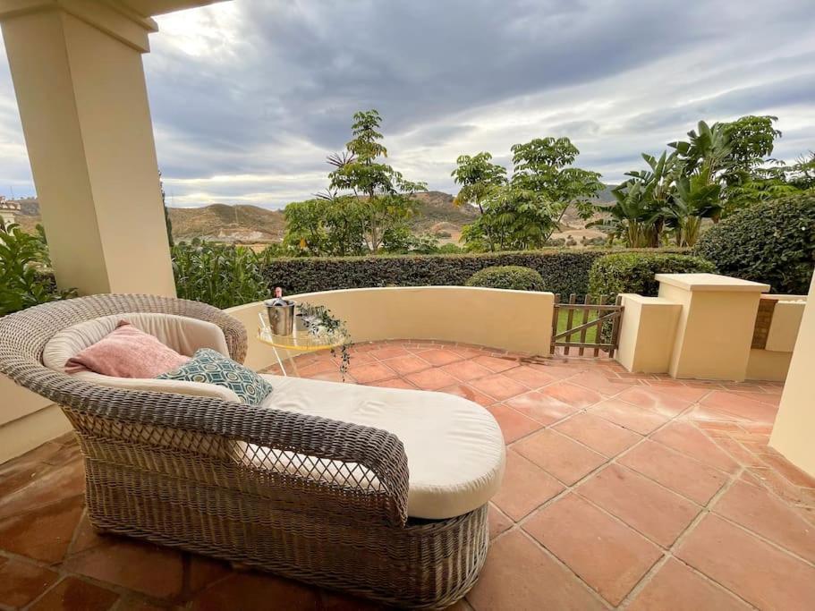 Luxurious 2 Bedroom Apartment With Spa Facilities Benahavis Luaran gambar